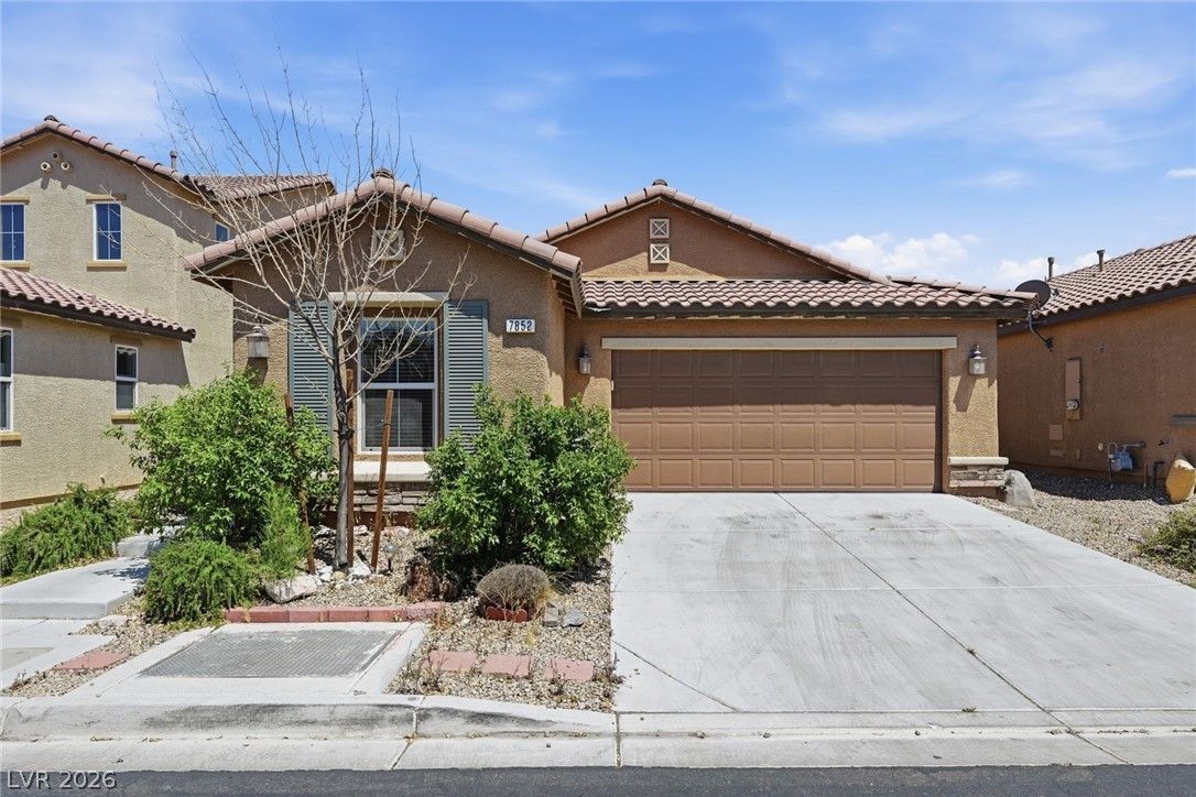 7852 Hamilton Pool Drive — photo 2