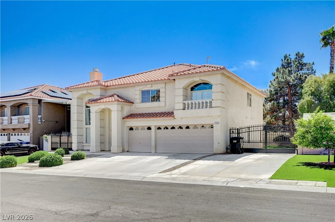 1123 Aspen Breeze Avenue — photo 2