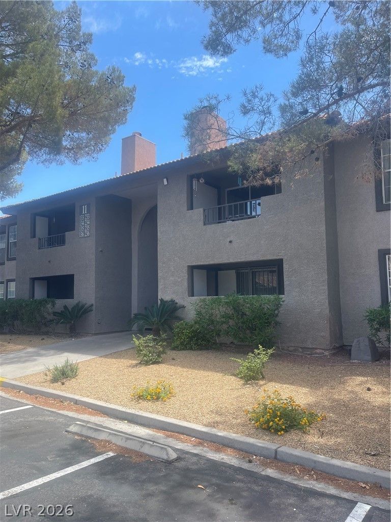 2606 South Durango Drive 235 — photo 3
