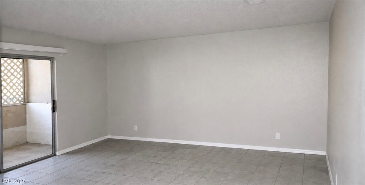 2762 Sidewinder Lane D — photo 4 of 5