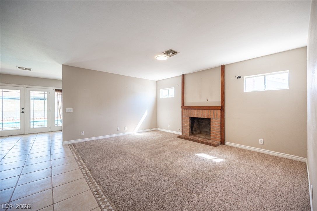 5282 Stampa Avenue — photo 5 of 41
