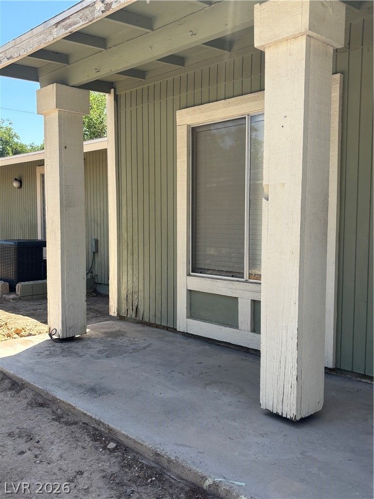 1470 ELIZABETH Avenue 3 — photo 3