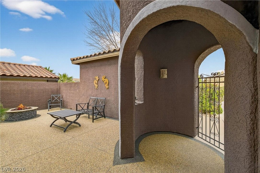 865 Bussora Rose Drive — photo 5