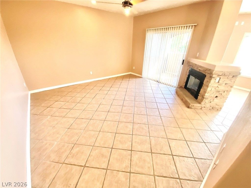 5525 West Flamingo Road 2009 — photo 4 of 20