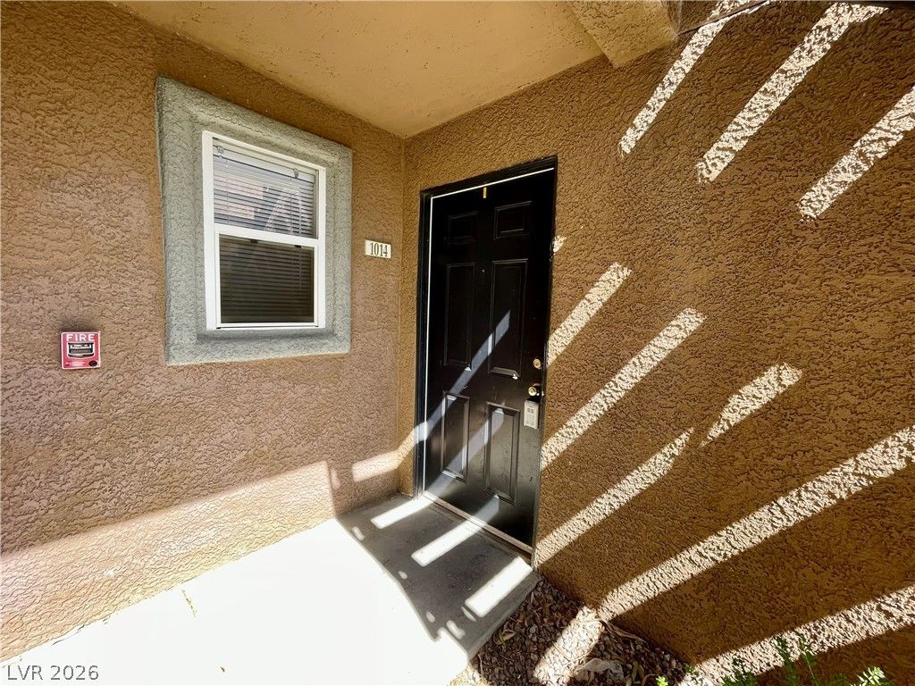 555 East Silverado Ranch Boulevard 1014 — photo 2 of 18