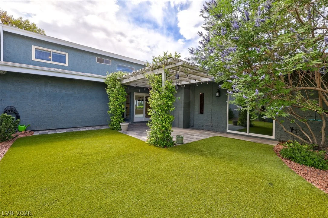 3414 Clandara Avenue — photo 4