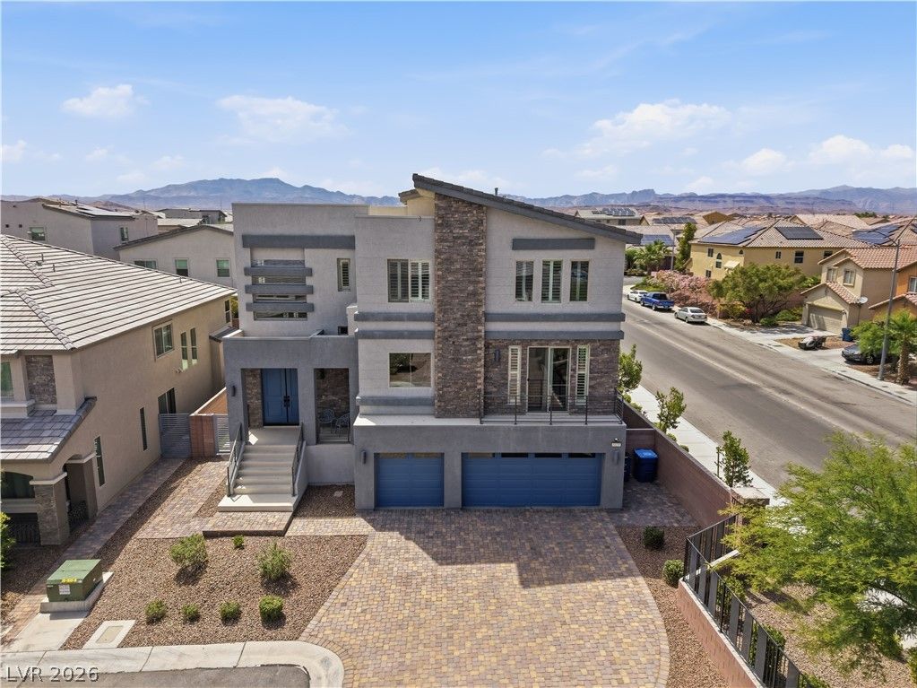 8609 Calla Lily Court — photo 3