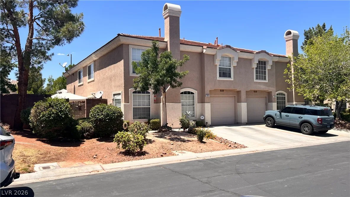 10127 Tumbling Tree Street — photo 2 of 7