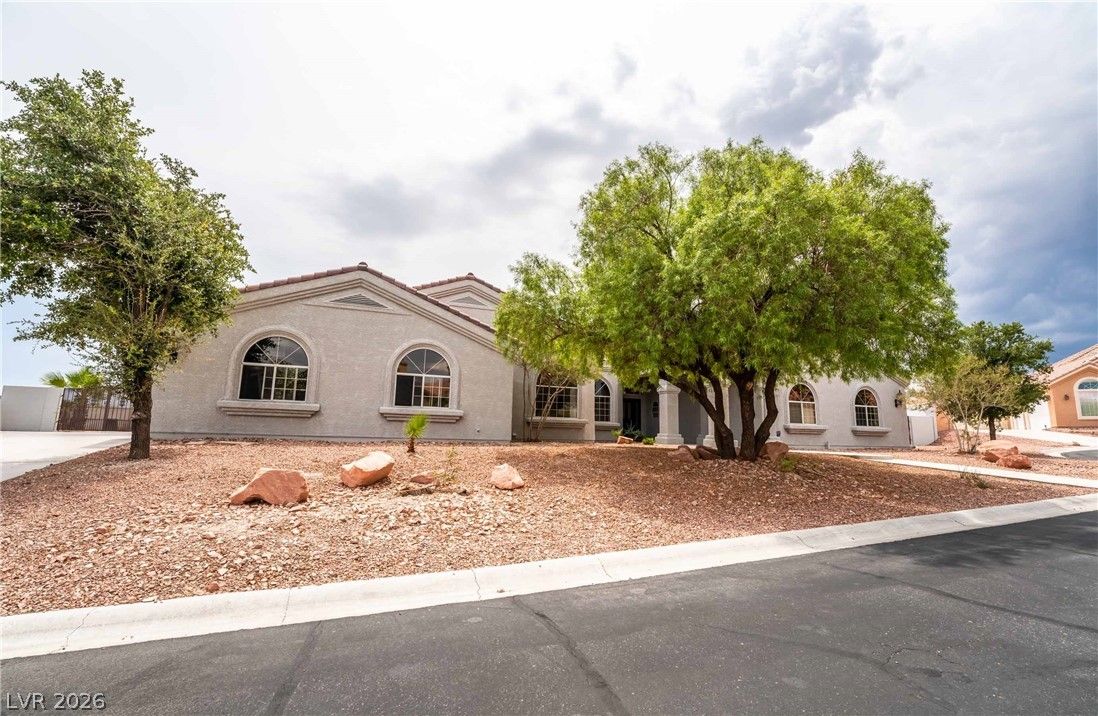 6315 North Grand Canyon Drive — photo 2