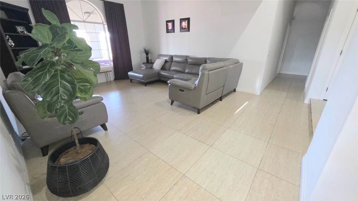 6315 North Grand Canyon Drive — photo 4