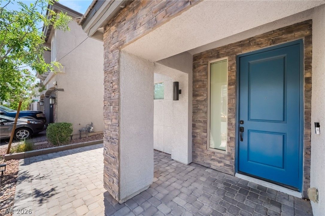 8423 Hawks View Street — photo 3