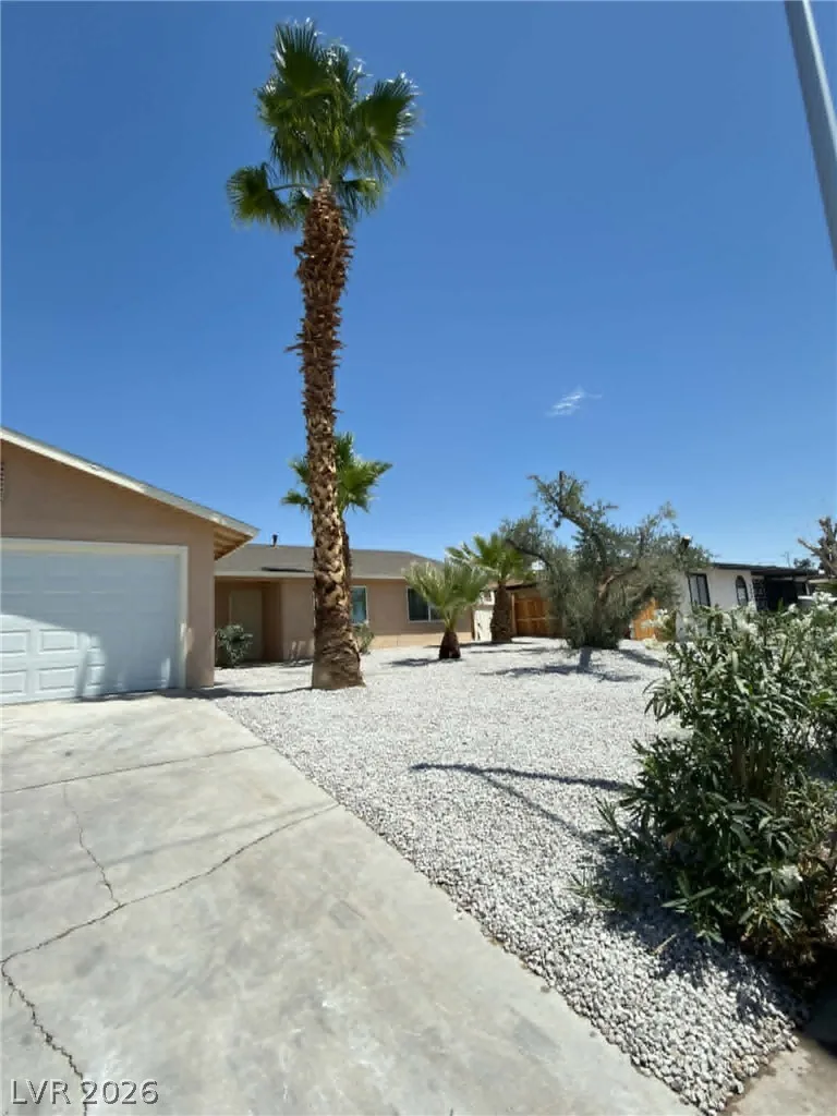 3608 West Bonanza Road — photo 2