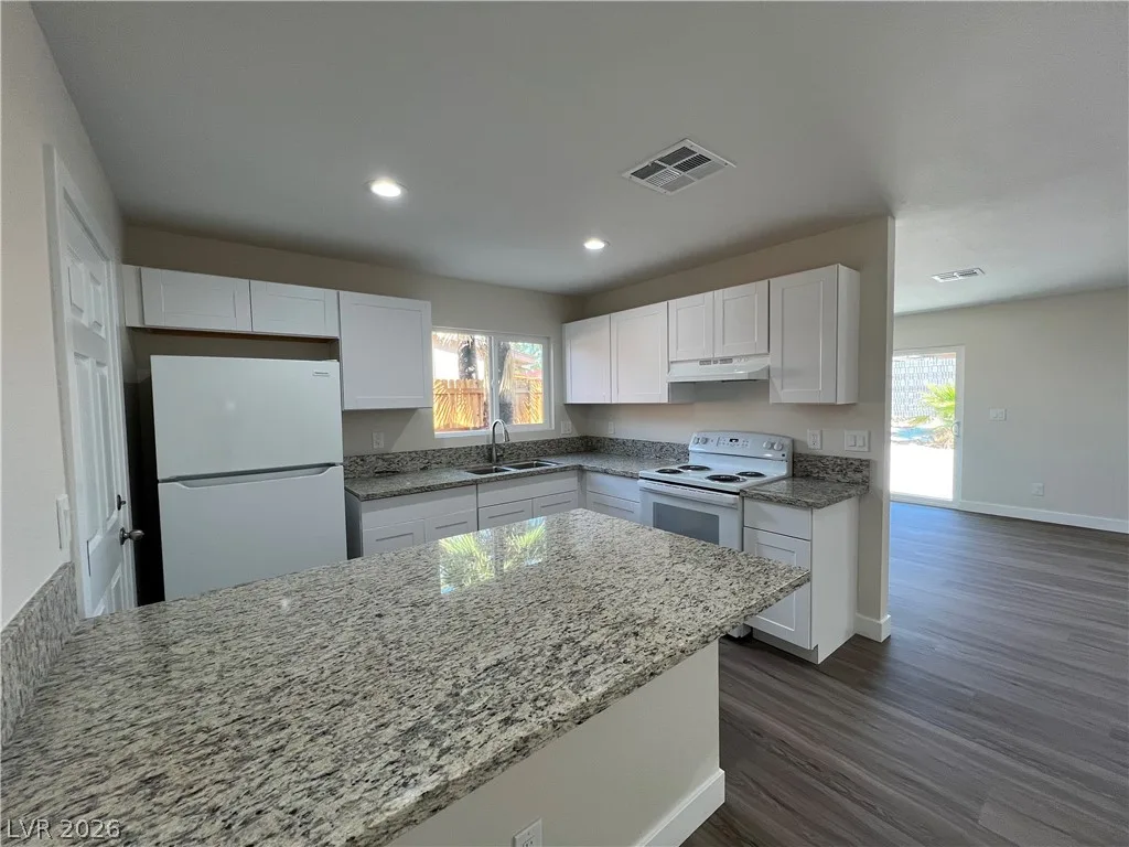 3608 West Bonanza Road — photo 3