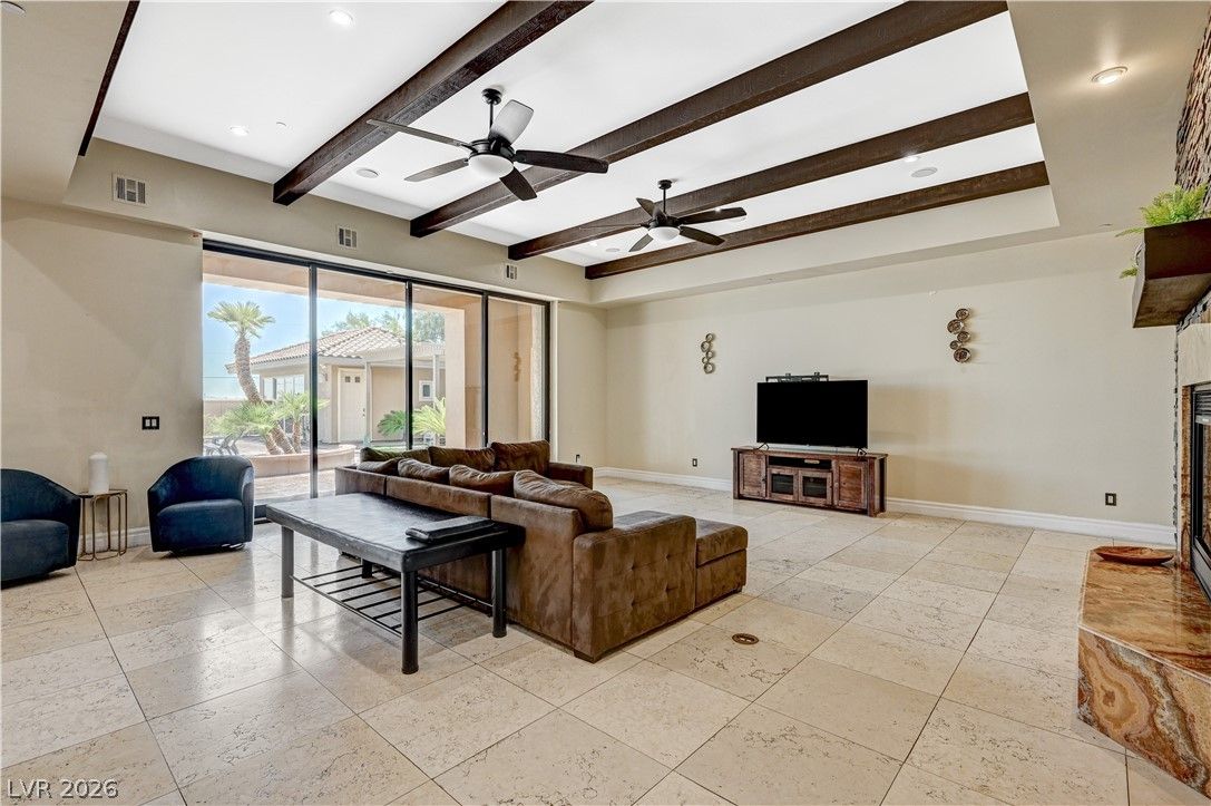 6160 El Camino Road — photo 2
