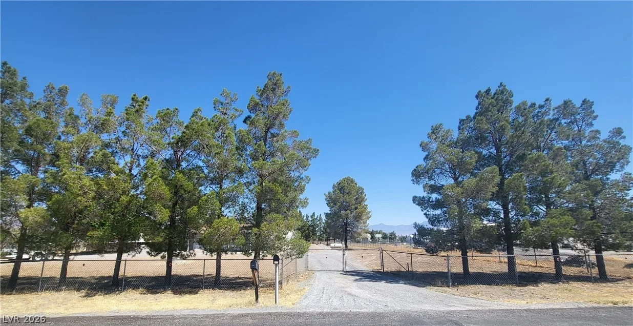 3420 Van Lane — photo 3