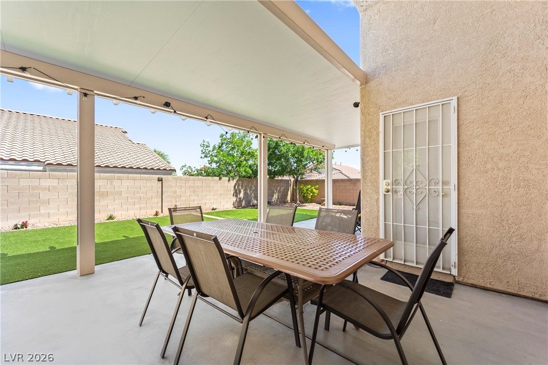 Photo 37