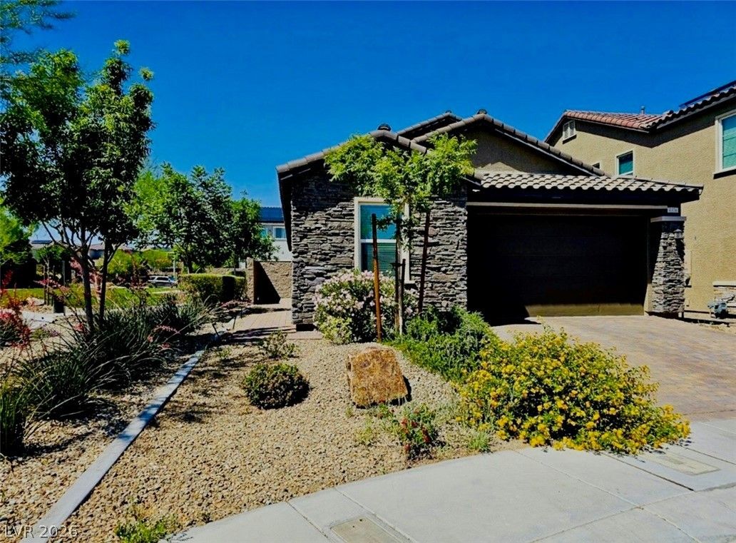 4376 Latitude Valley Court — photo 4