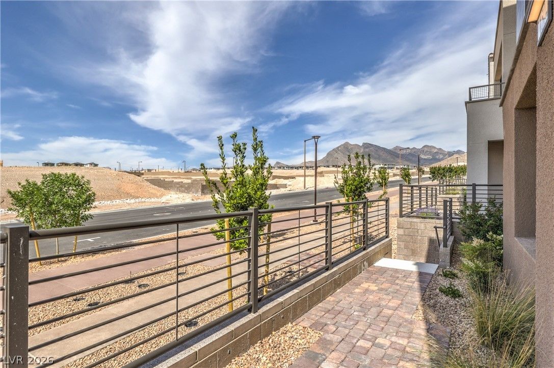 11504 Fleet Wing Avenue — photo 4