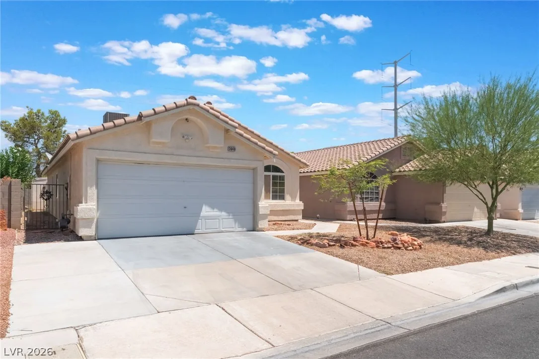 3640 Copper Cactus Drive — photo 2