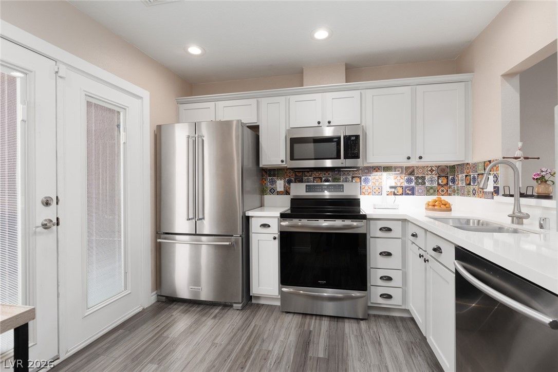 8529 Willowrich Drive — photo 3