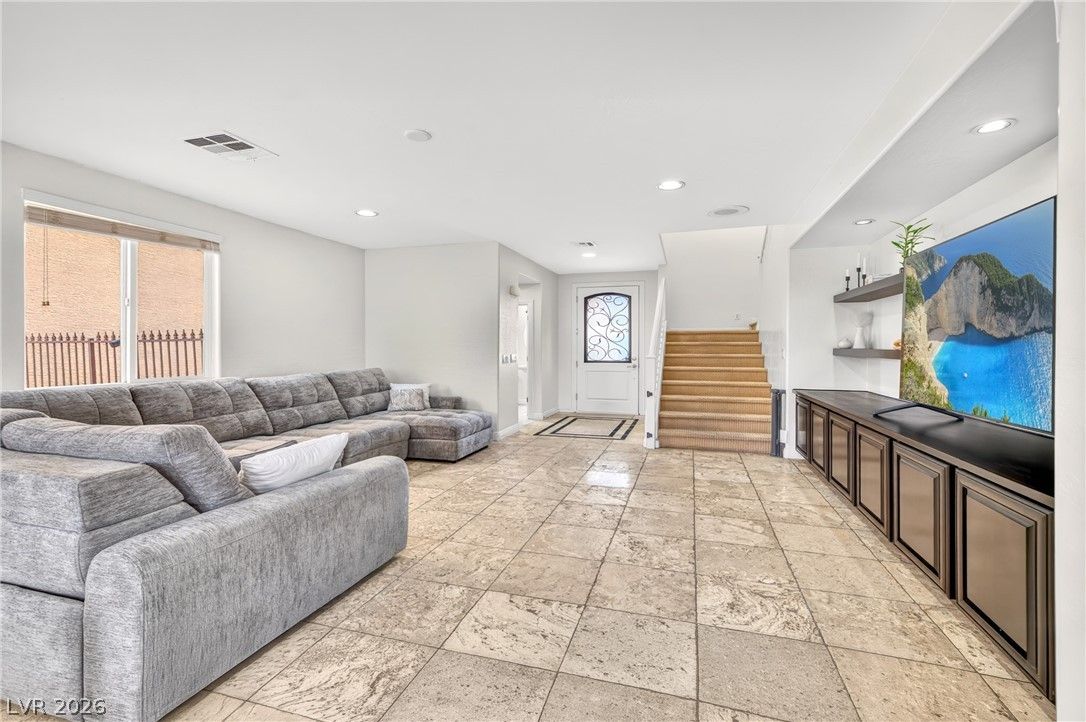 3814 Stadium Avenue — photo 4