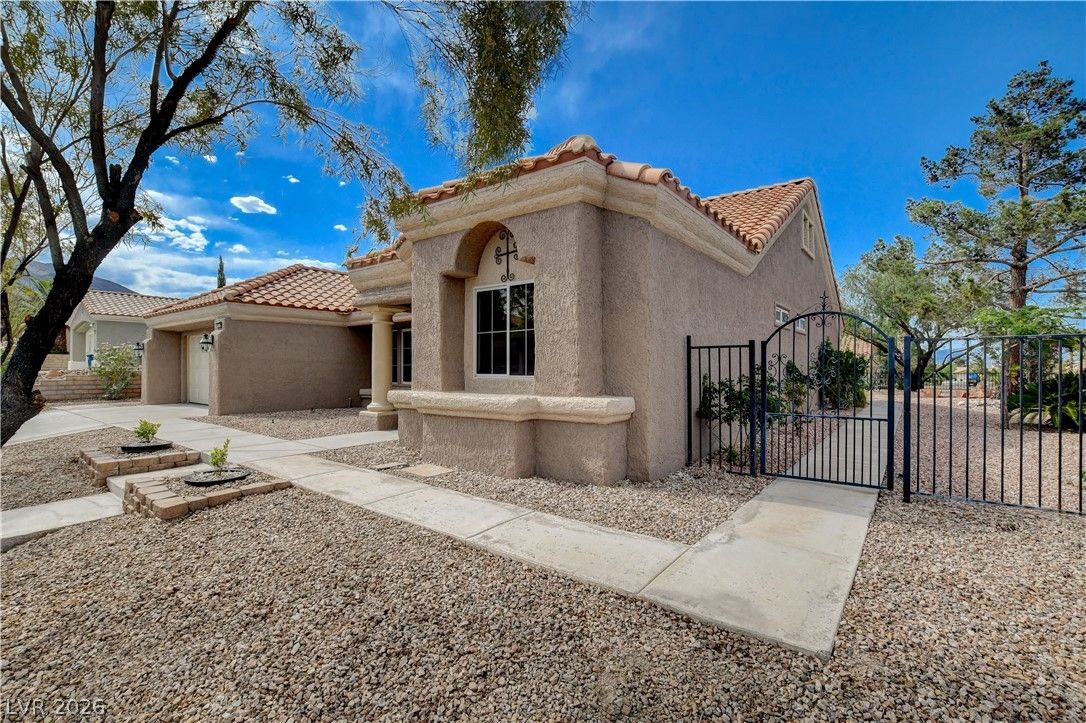 9800 Rosamond Drive — photo 5