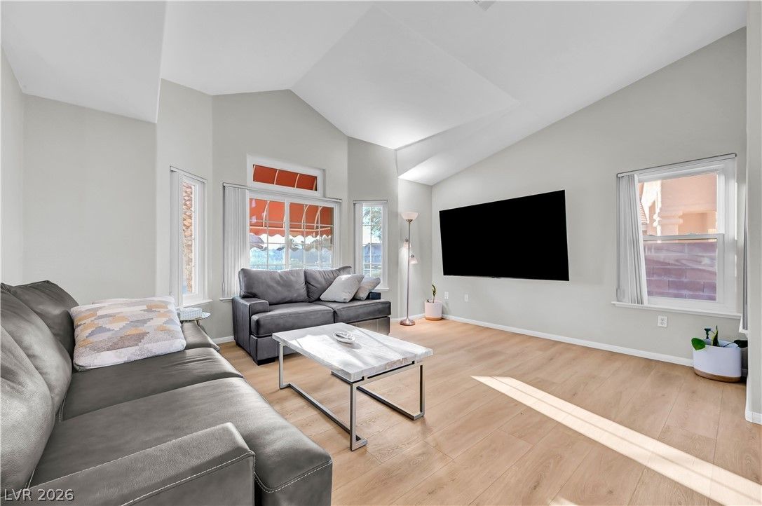 7724 Clearwood Avenue — photo 5