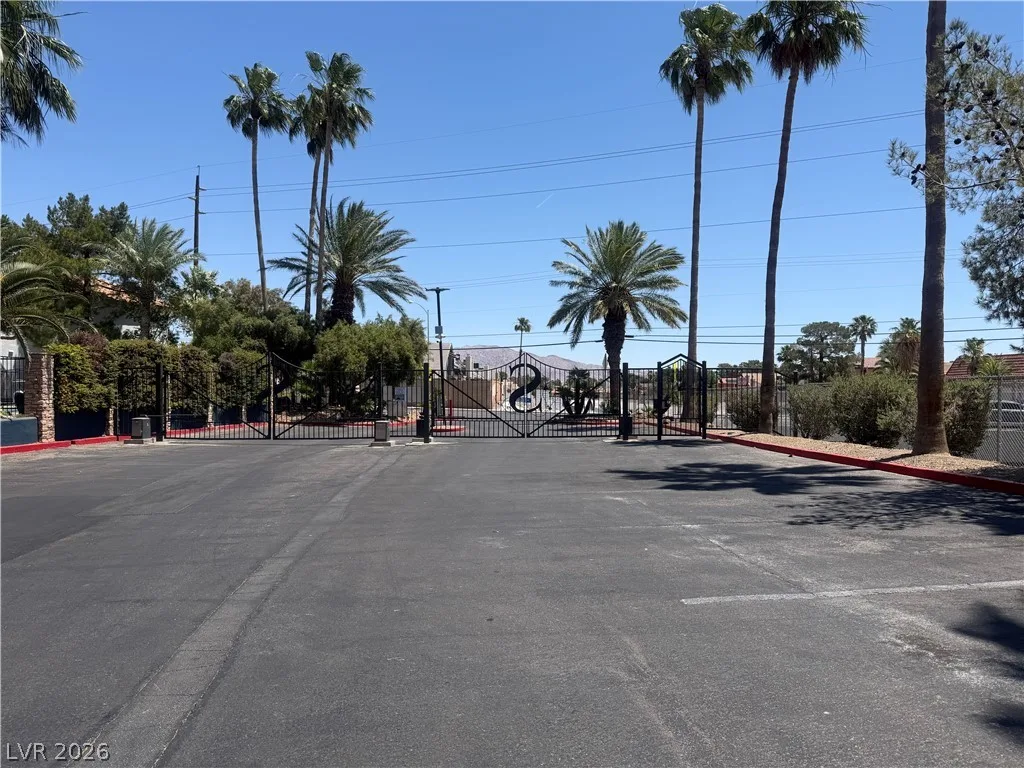 3135 South Mojave Road 218 — photo 4