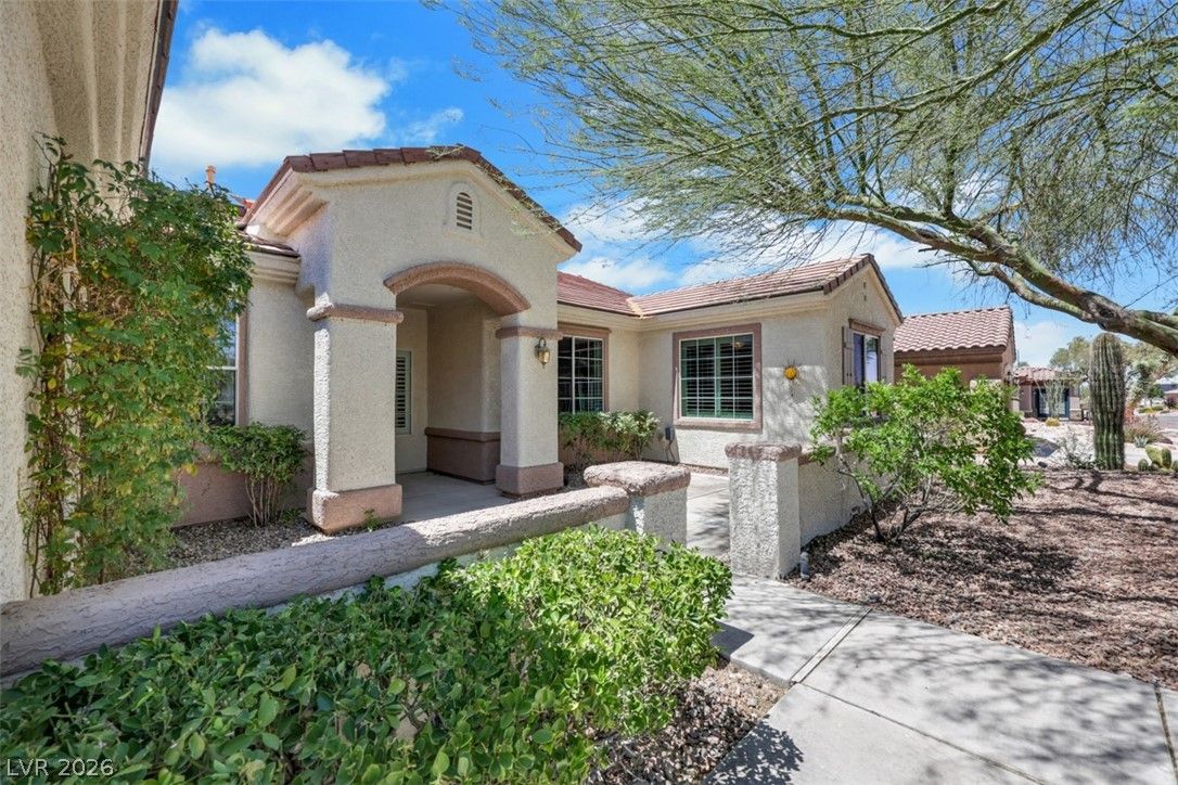 2093 Mountain City Street — photo 3