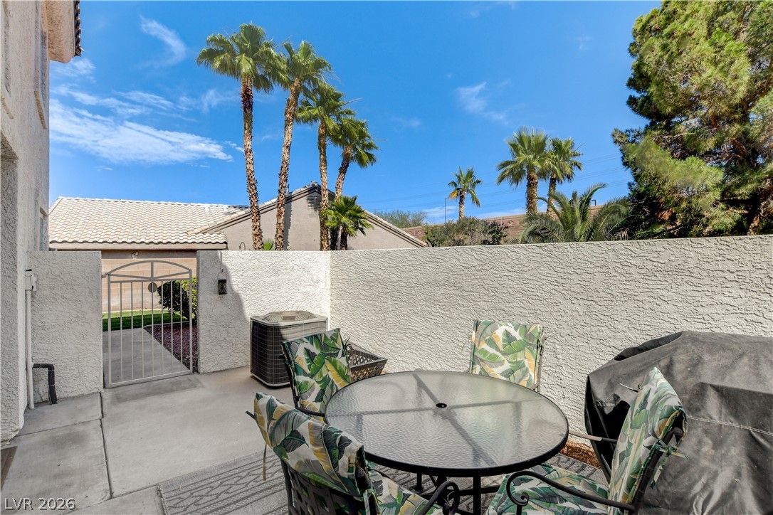 463 Coral Sea Street — photo 4 of 32