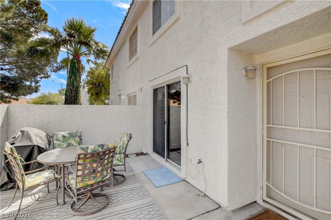 463 Coral Sea Street — photo 5 of 32
