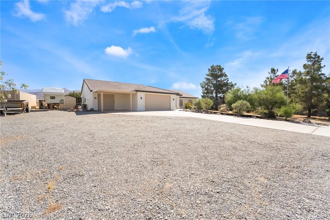 4210 England Drive — photo 3