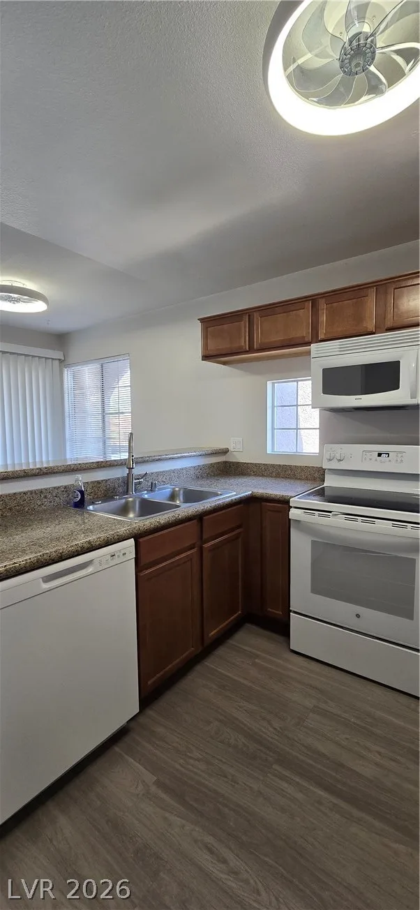 2121 Sealion Drive 205 — photo 5