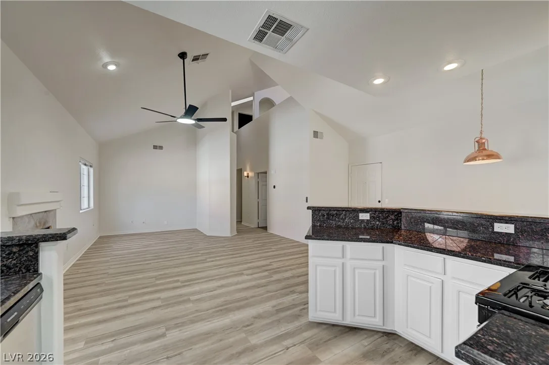 2925 Wigwam Parkway 1823 — photo 4