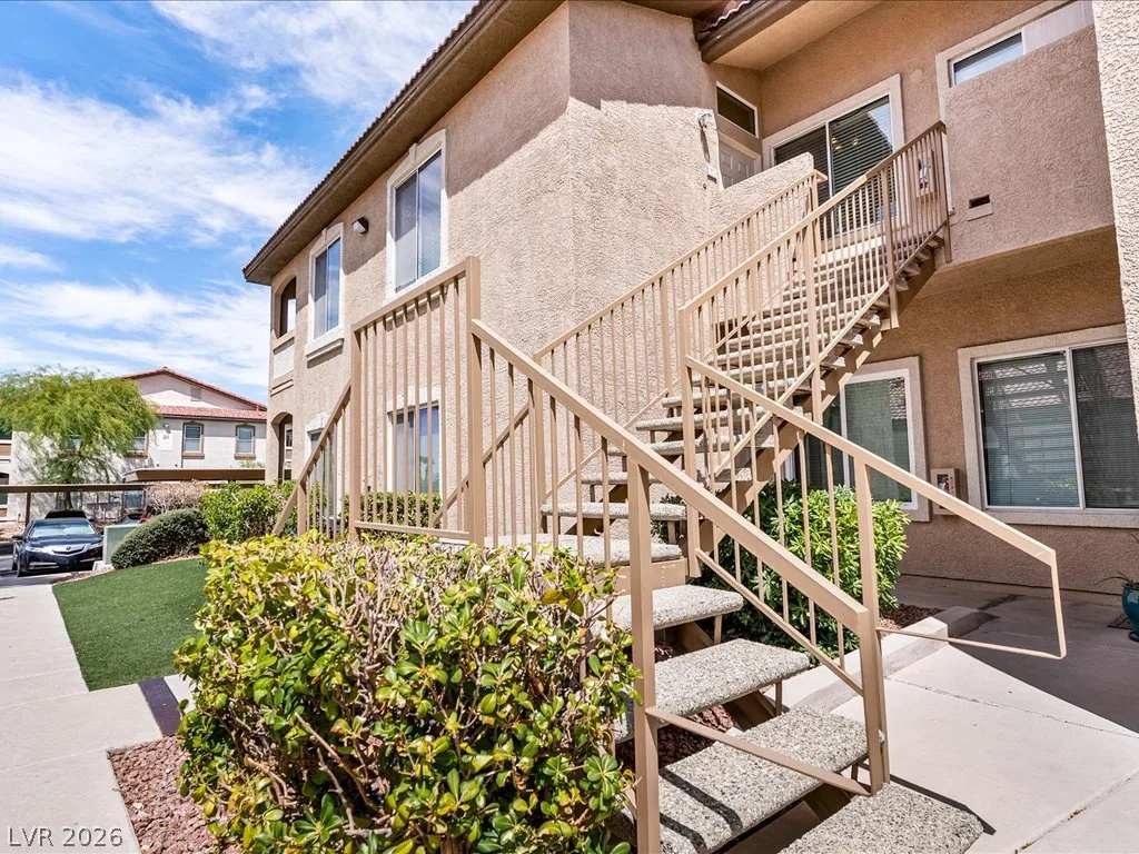 2305 HORIZON RIDGE 3923 — photo 3
