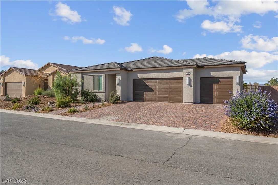 5357 Eleganza Avenue — photo 3