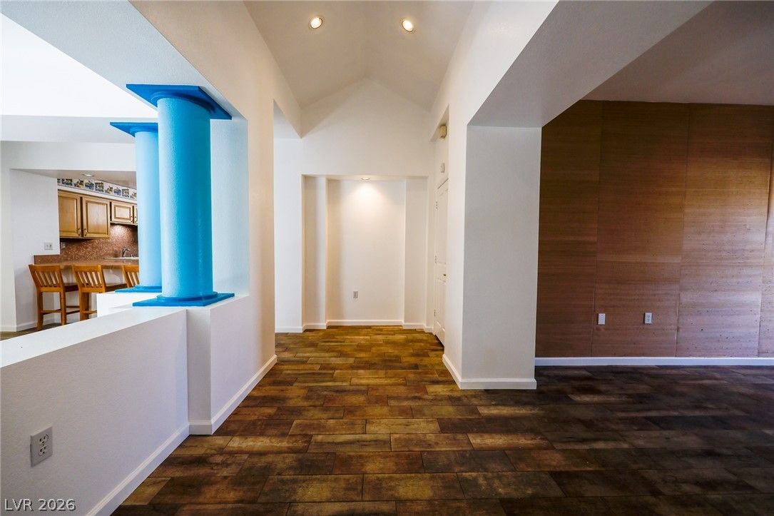 405 Mill Hollow Road — photo 5