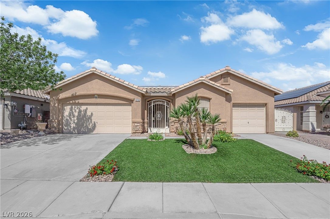 8739 Coldwater Canyon Court — photo 1
