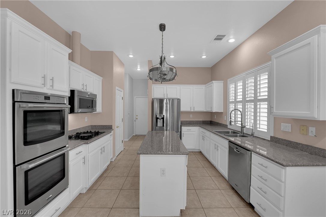 8739 Coldwater Canyon Court — photo 3