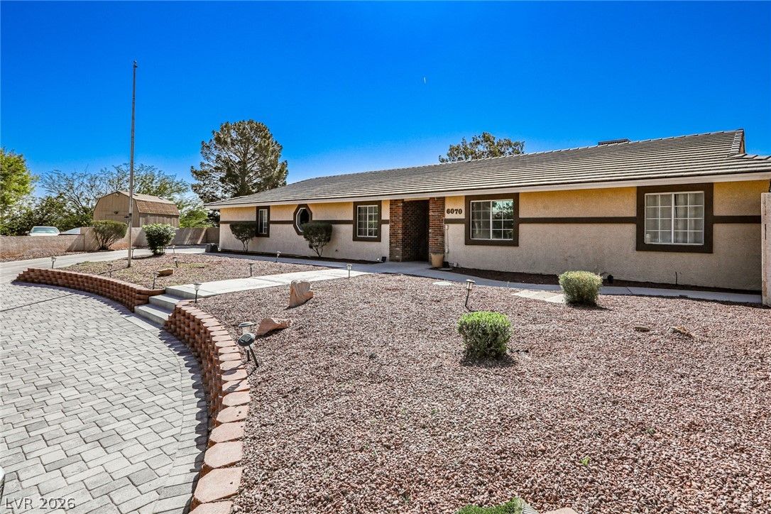 6070 Mann Street — photo 3