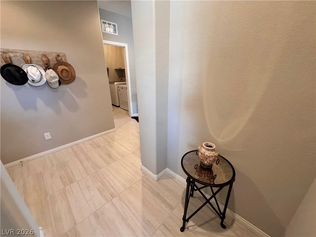 5245 East La Campana Drive — photo 3