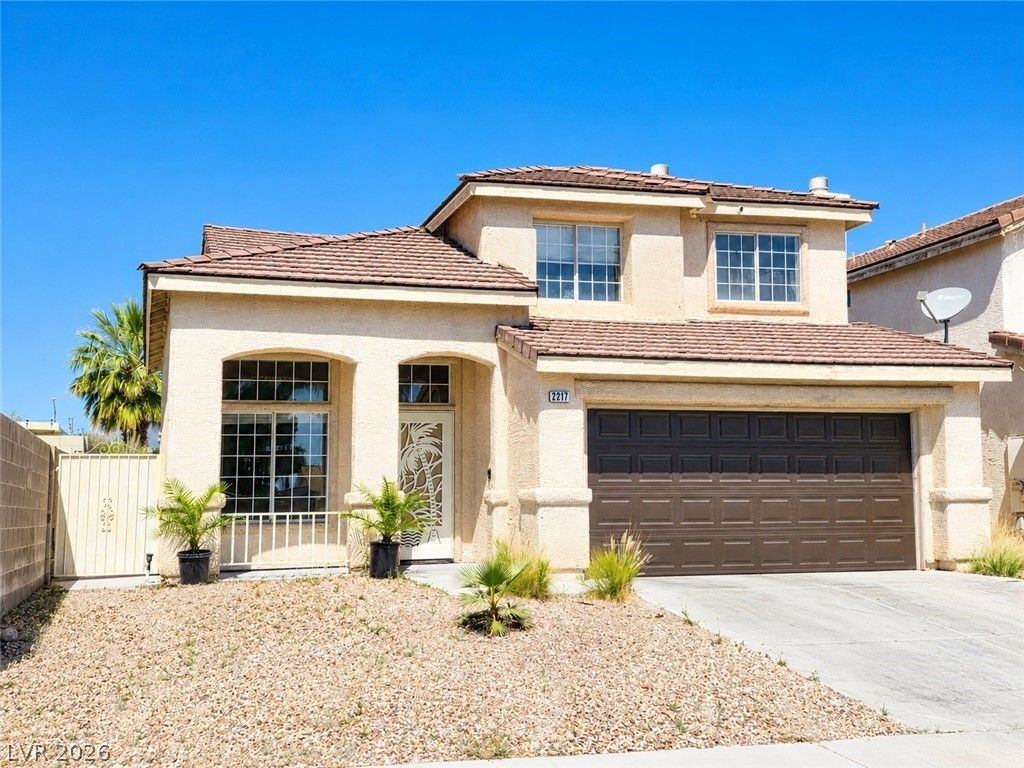 2217 Avery Drive — photo 2