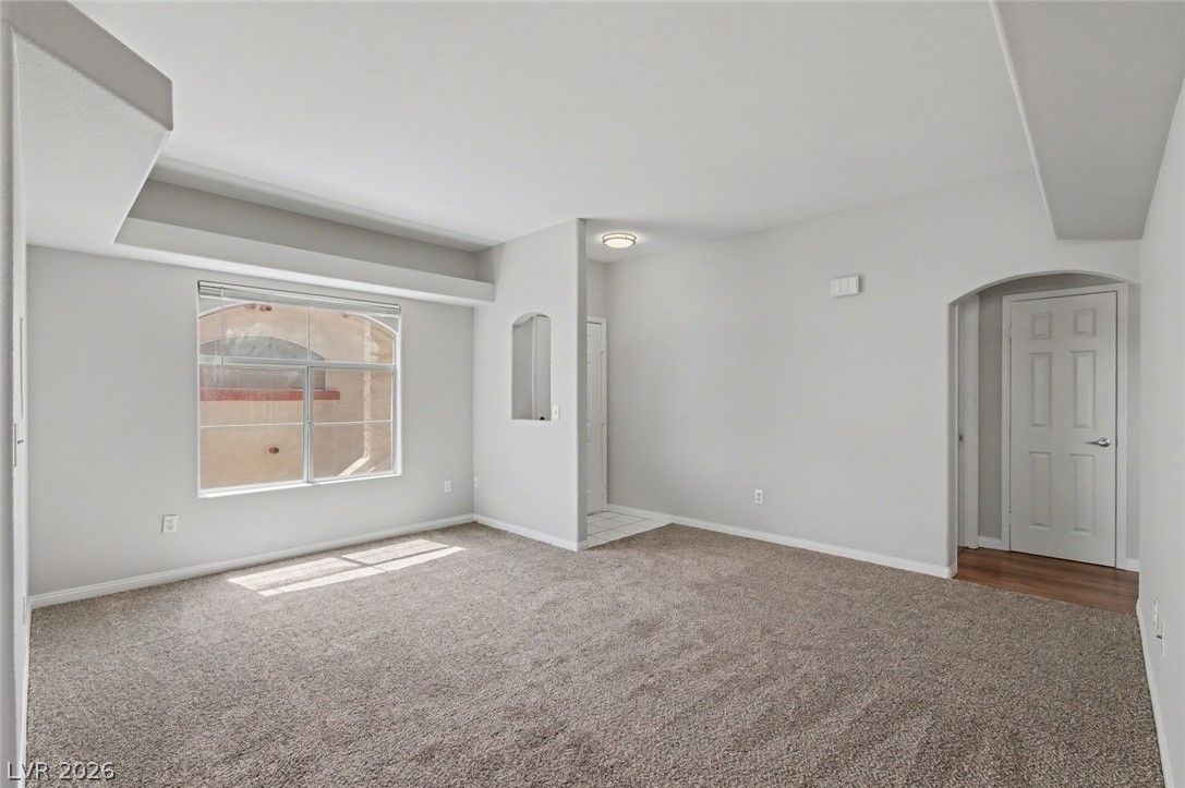 517 Indian Princess Drive 201 — photo 2