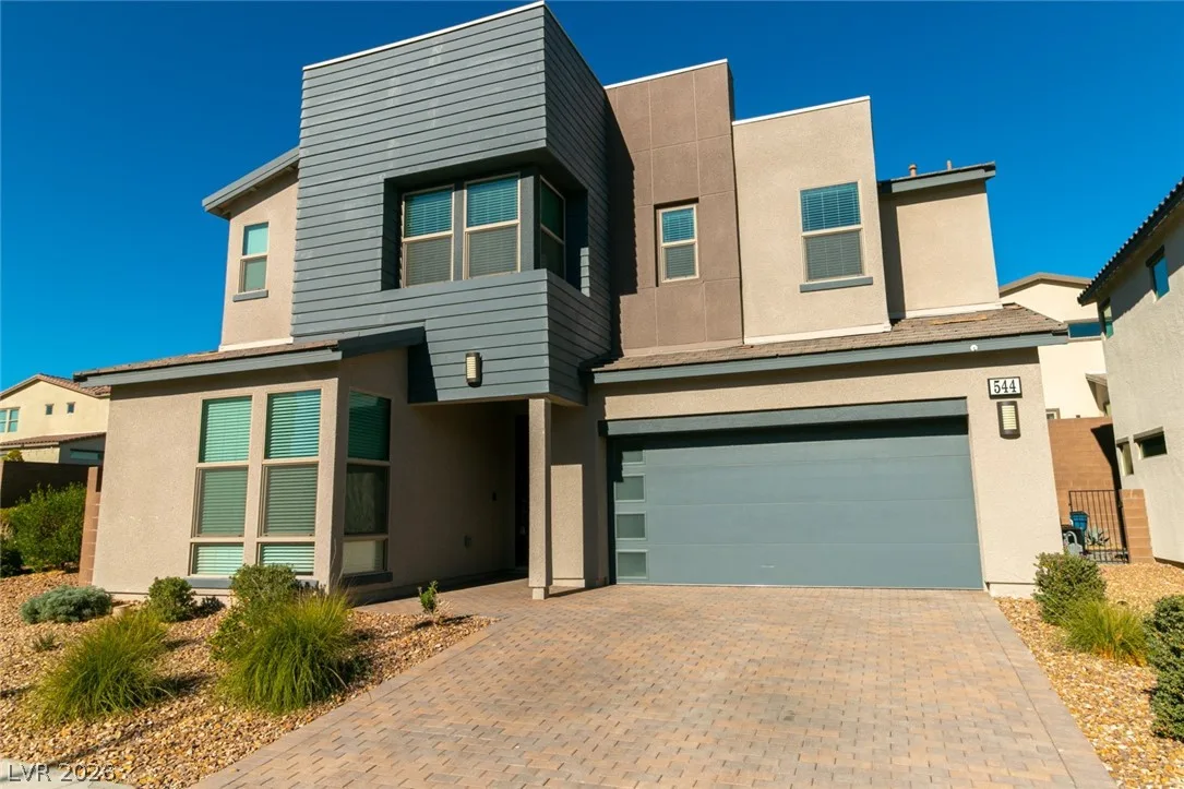 544 Ruby Mesa Avenue — photo 3