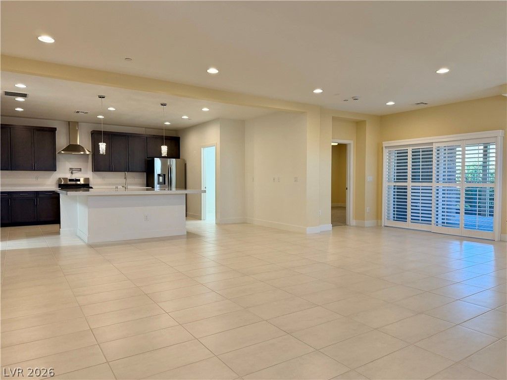 400 South Jena Street — photo 4 of 22