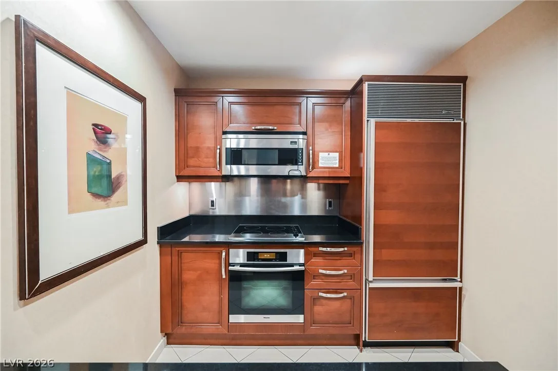 145 East HARMON Avenue 302 — photo 5