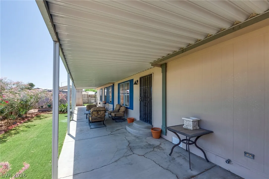 5423 North Sir Richard Drive — photo 5