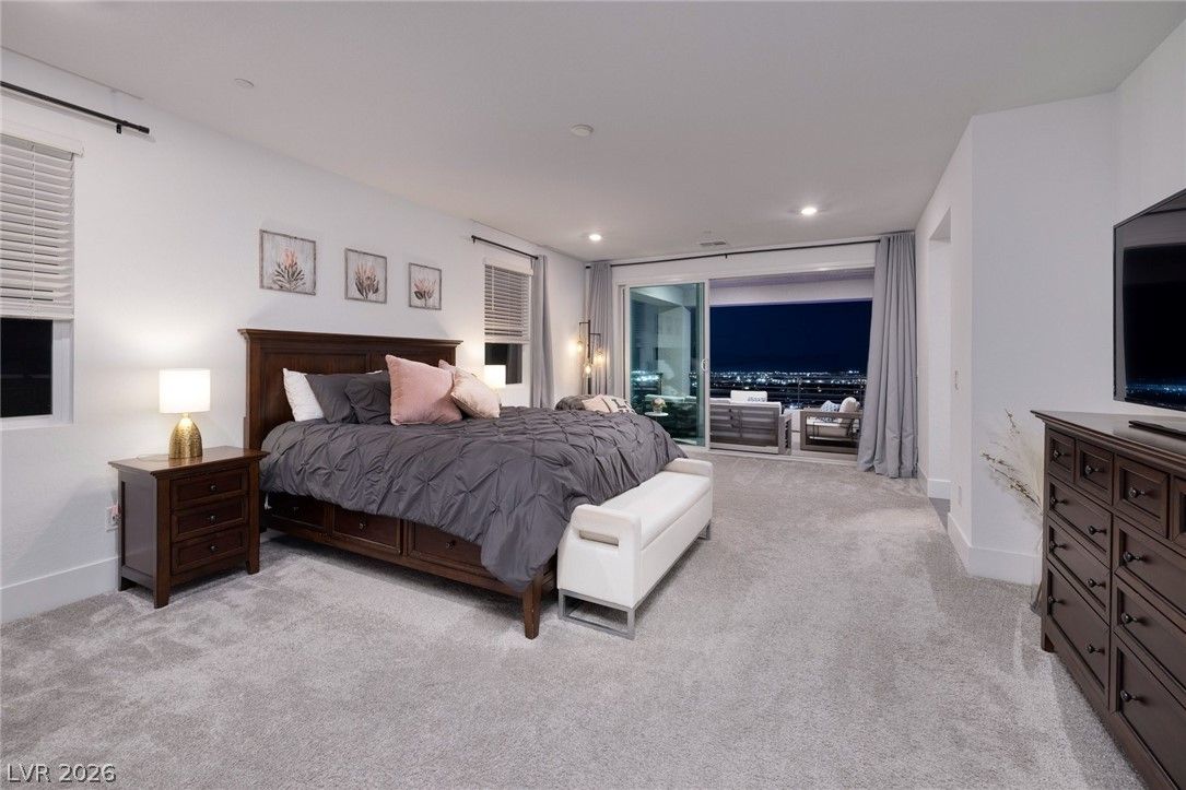 214 Shaded Canyon Drive — photo 5