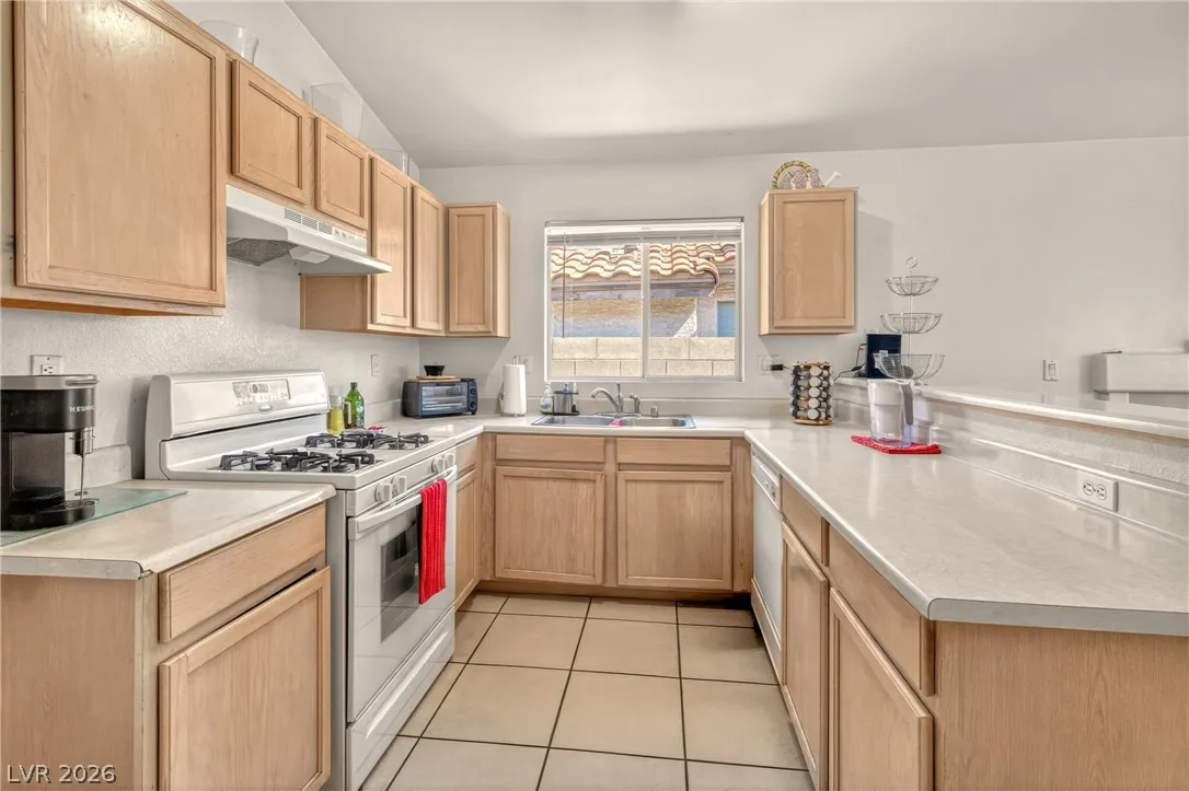 3720 Alliance Street — photo 4