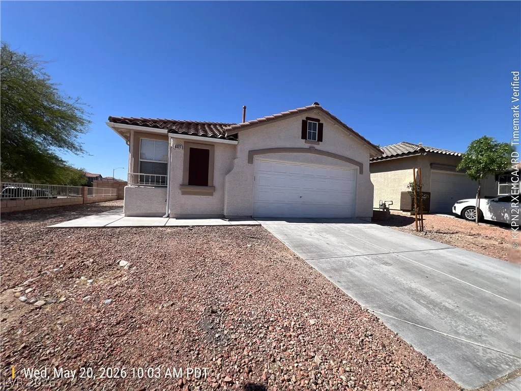 8027 Sapphire Cove Avenue — photo 2